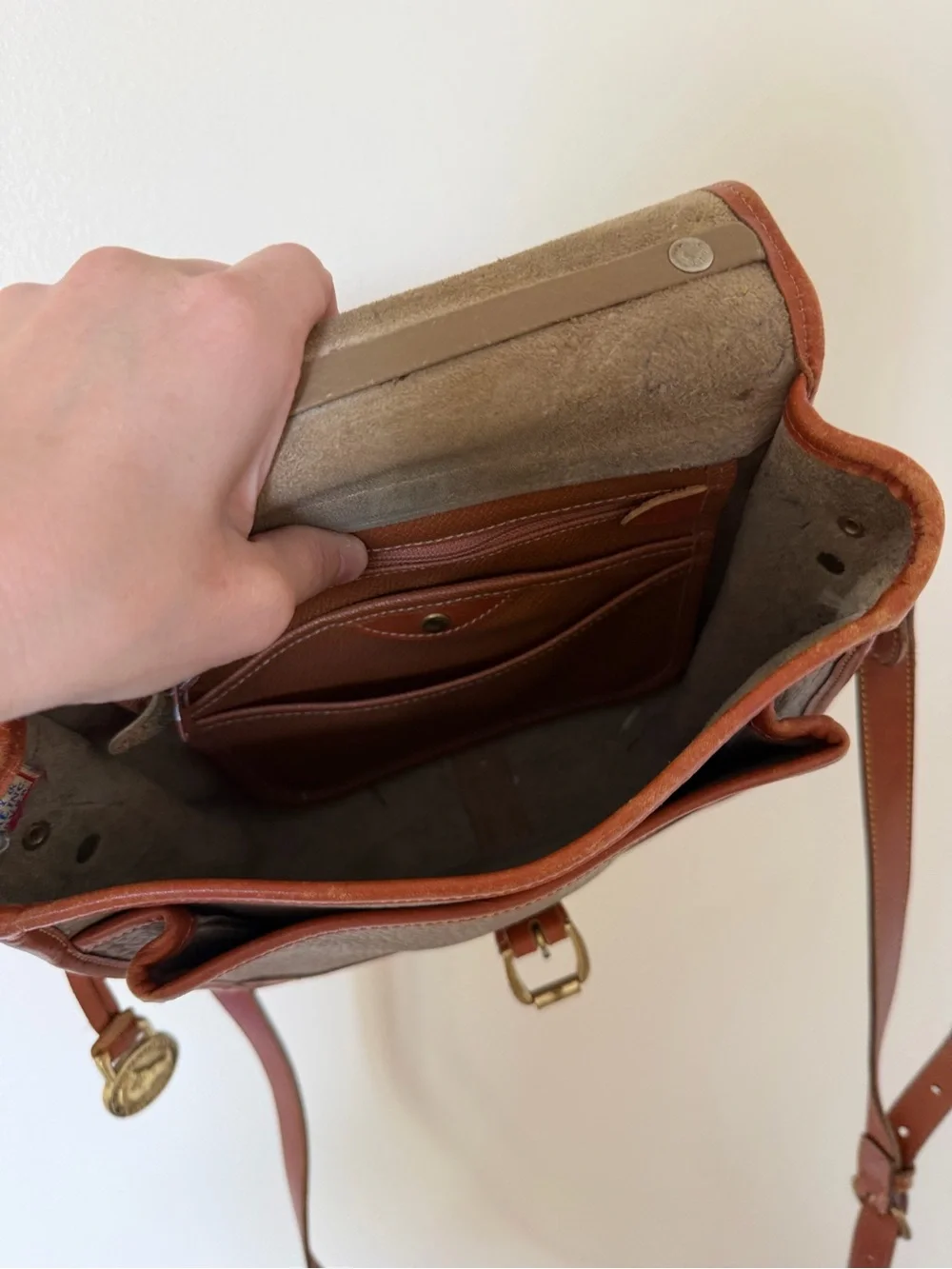 DOONEY & BOURKE Vintage Surrey Bag Crossbody Handbag in Tan & Brown